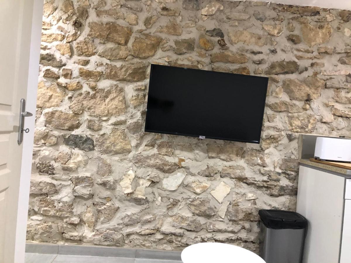 Les Olives Wifi Netflix Appart-Hotel-Provence La Fare-les-Oliviers エクステリア 写真